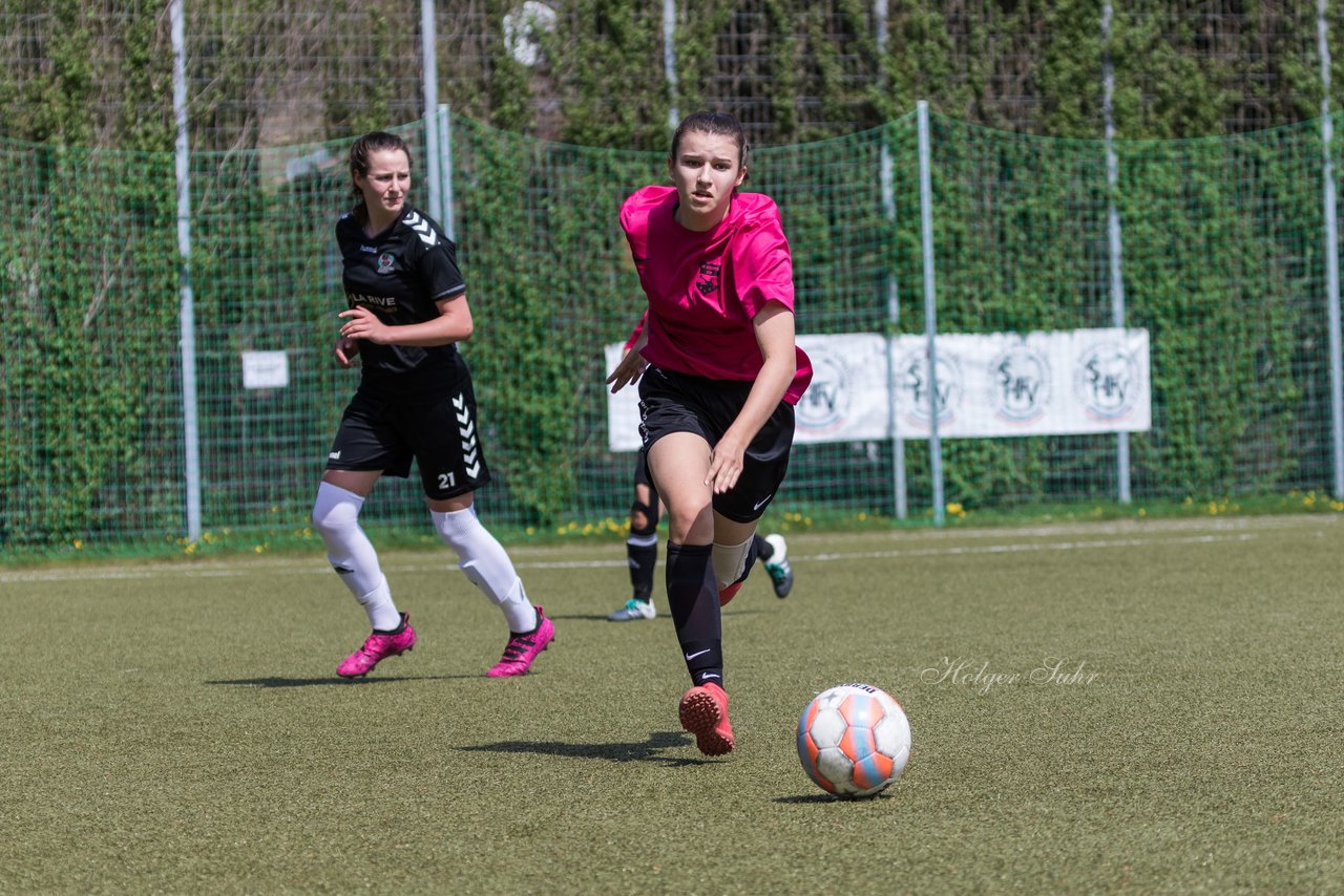 Bild 57 - B-Juniorinnen Pokalfinale SV Henstedt Ulzburg - SG Holstein Sued : 2:0